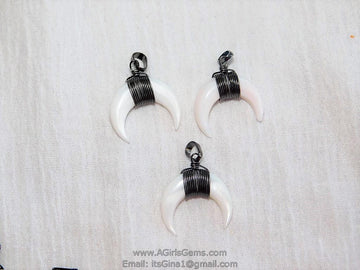 White Double Horn Pendant, Gunmetal Black Wire Wrapped Mini Crescent Moon Charms, Natural Shell Boho Pendant DIY Jewelry Supplies